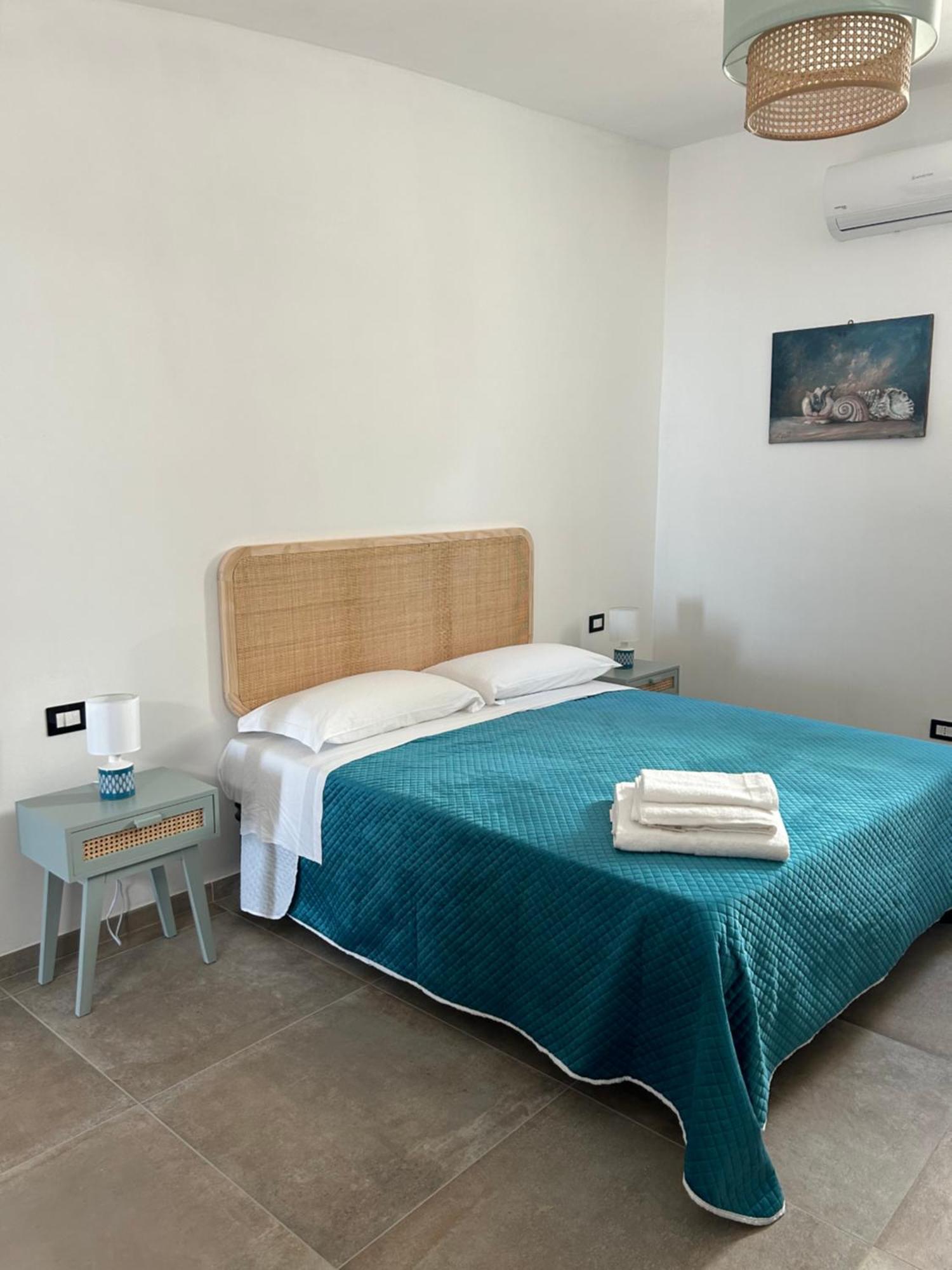 לינה וארוחת בוקר אגריג'נטו La Casa Di Pippo Flora מראה חיצוני תמונה