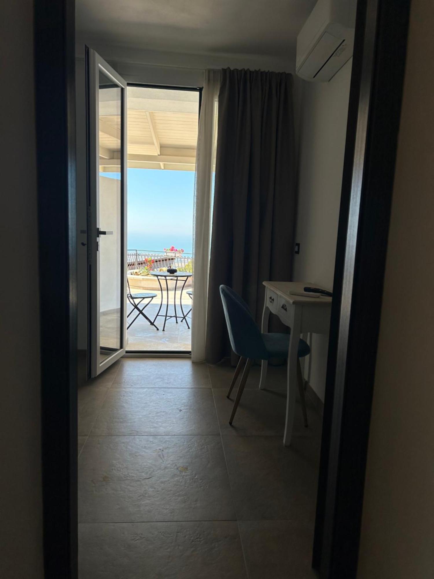 לינה וארוחת בוקר אגריג'נטו La Casa Di Pippo Flora מראה חיצוני תמונה