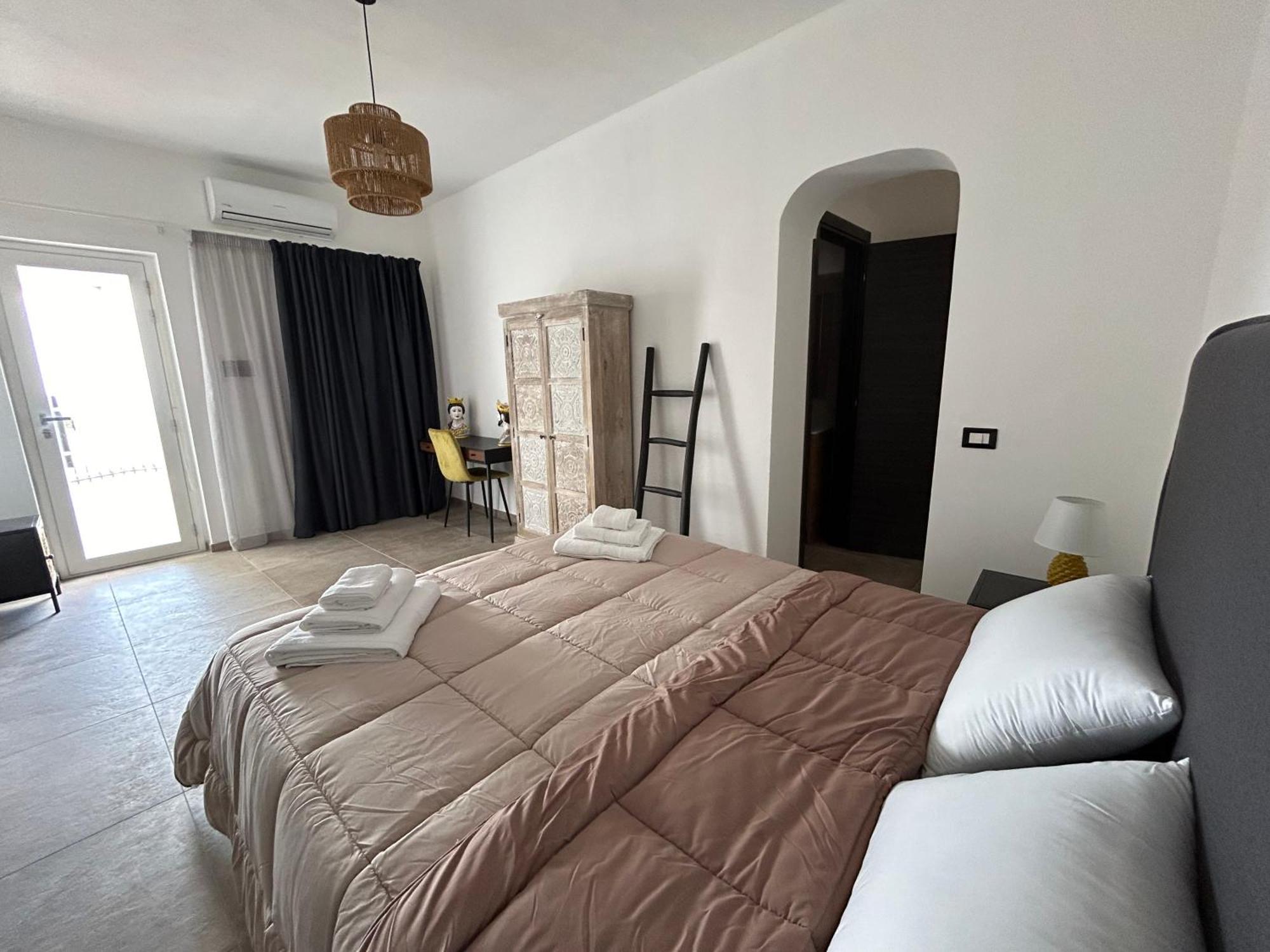 לינה וארוחת בוקר אגריג'נטו La Casa Di Pippo Flora מראה חיצוני תמונה