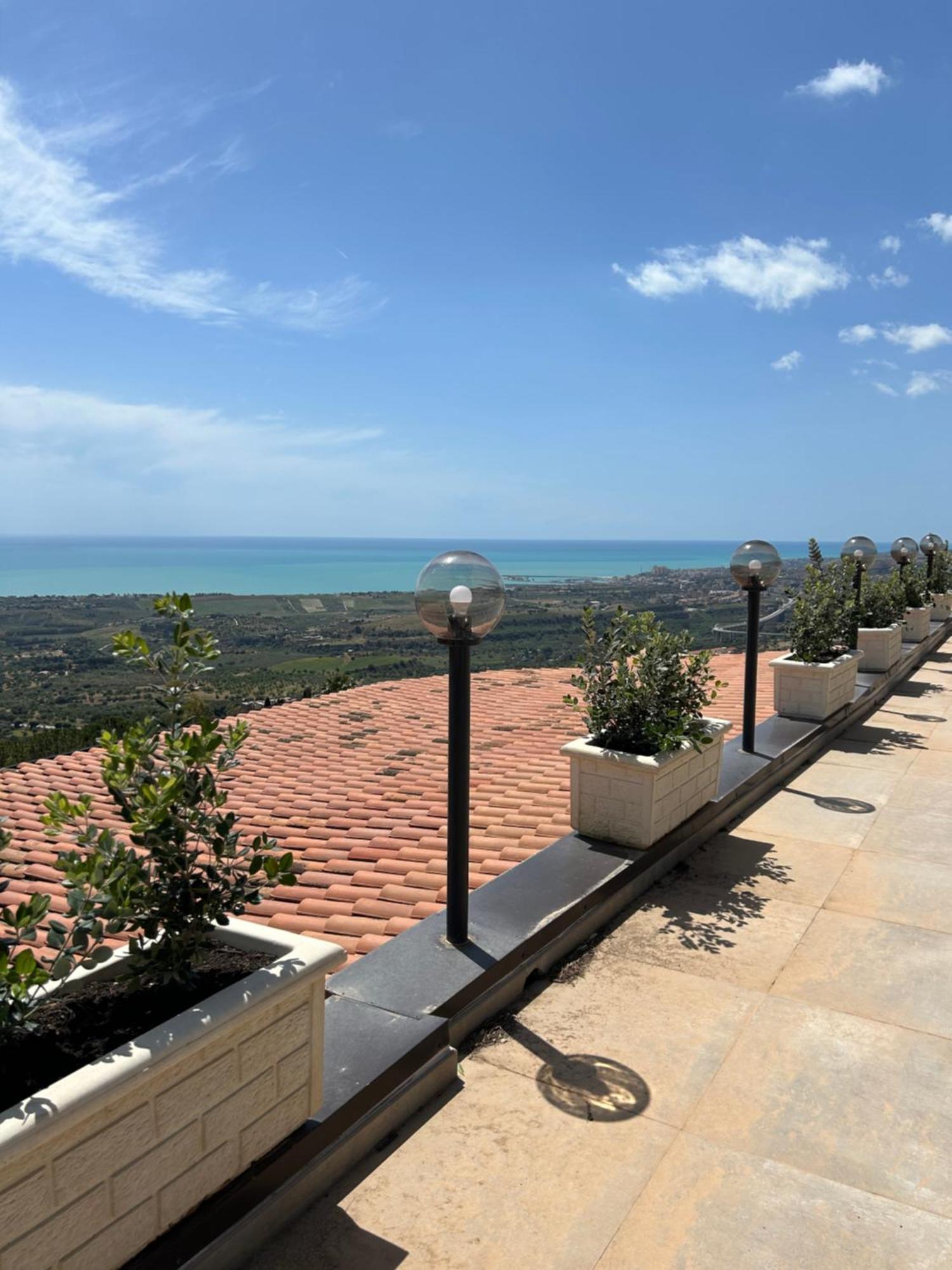 לינה וארוחת בוקר אגריג'נטו La Casa Di Pippo Flora מראה חיצוני תמונה