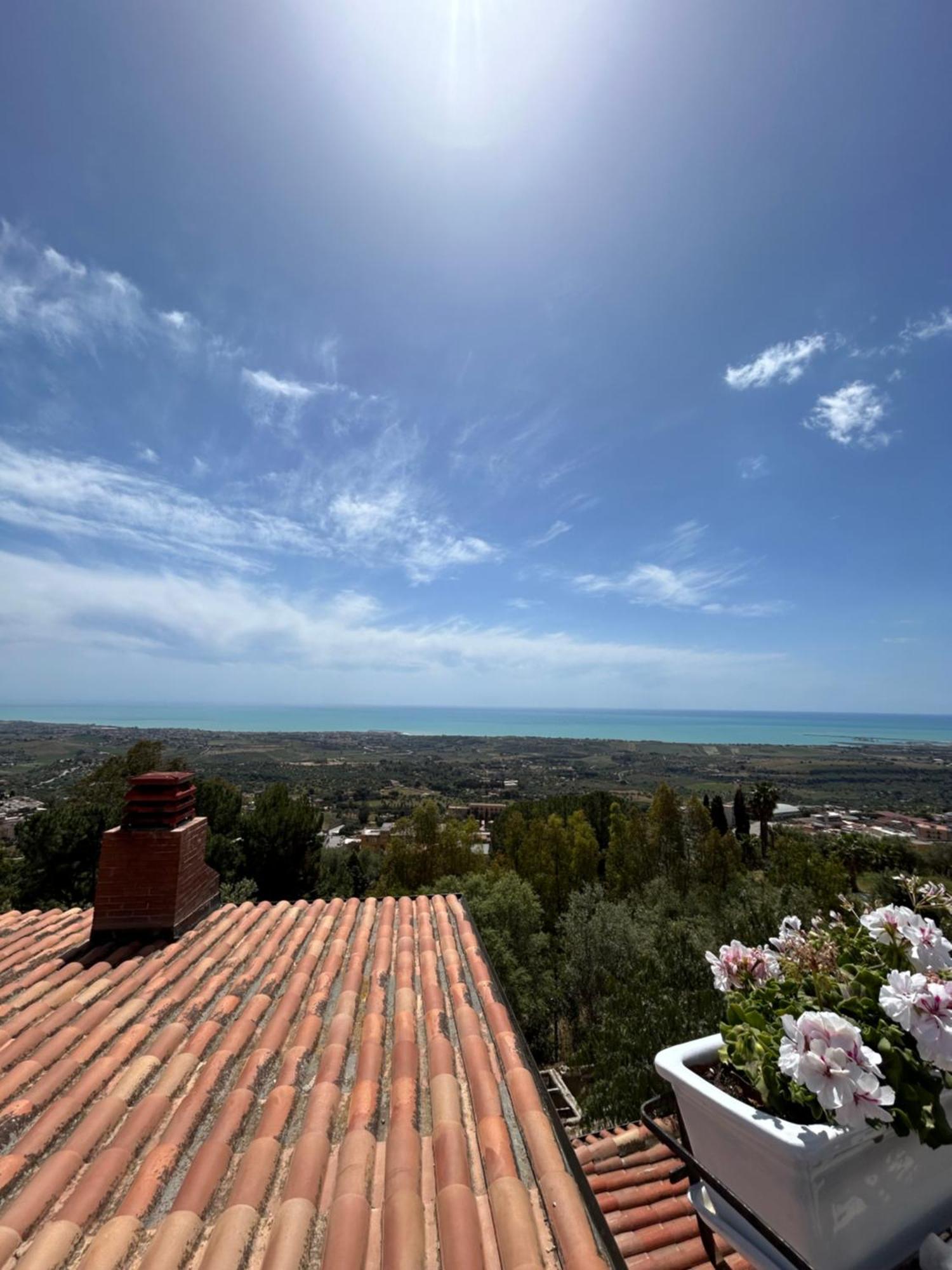 לינה וארוחת בוקר אגריג'נטו La Casa Di Pippo Flora מראה חיצוני תמונה